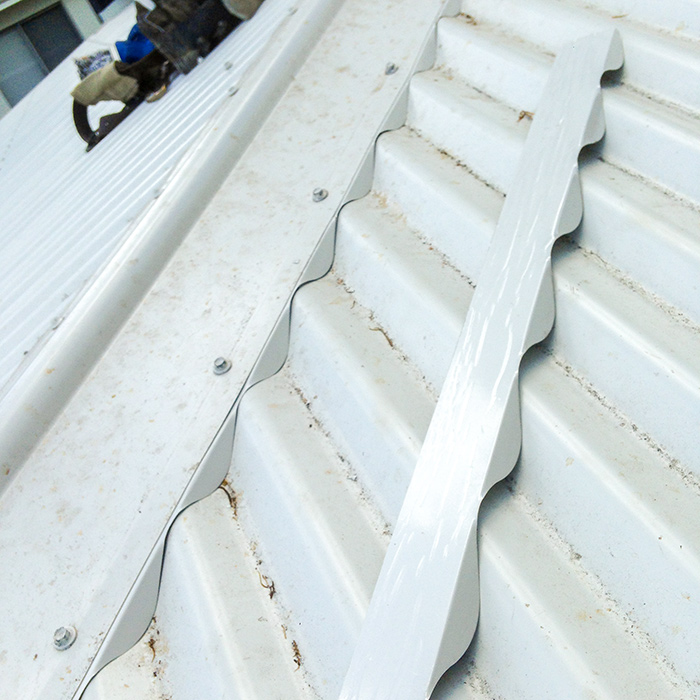  flashing used on a hip 